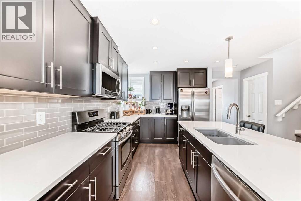 60 Copperpond Park Se, Calgary, Alberta  T2Z 1K1 - Photo 6 - A2211860