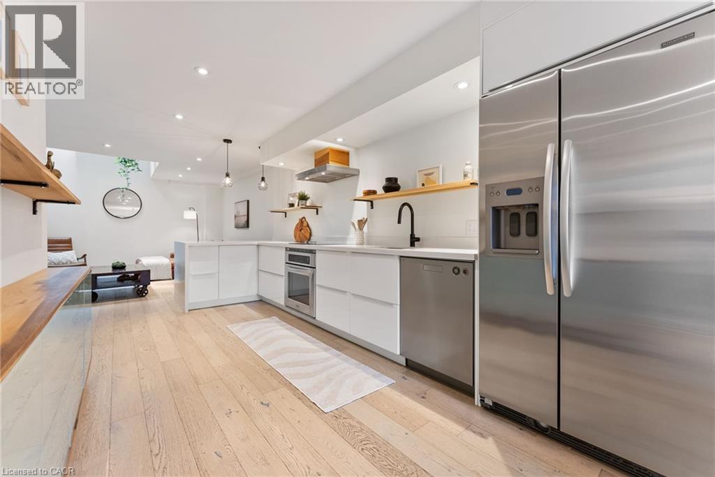 23 Macaulay Street W Unit# 2, Hamilton, Ontario  L8L 1E6 - Photo 5 - 40769972