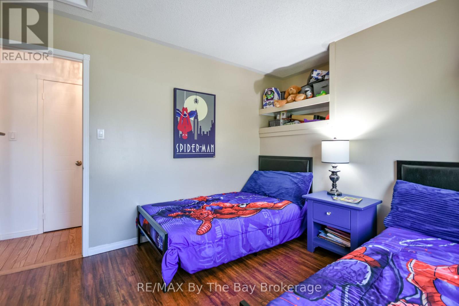 63 Fernbrook Drive, Wasaga Beach, Ontario  L9Z 1G4 - Photo 20 - S12574014