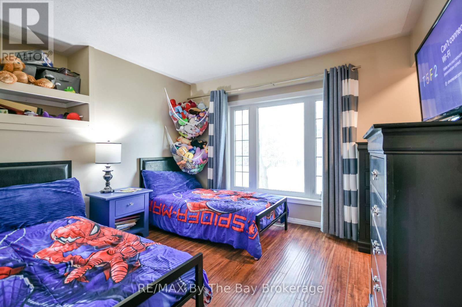 63 Fernbrook Drive, Wasaga Beach, Ontario  L9Z 1G4 - Photo 21 - S12574014