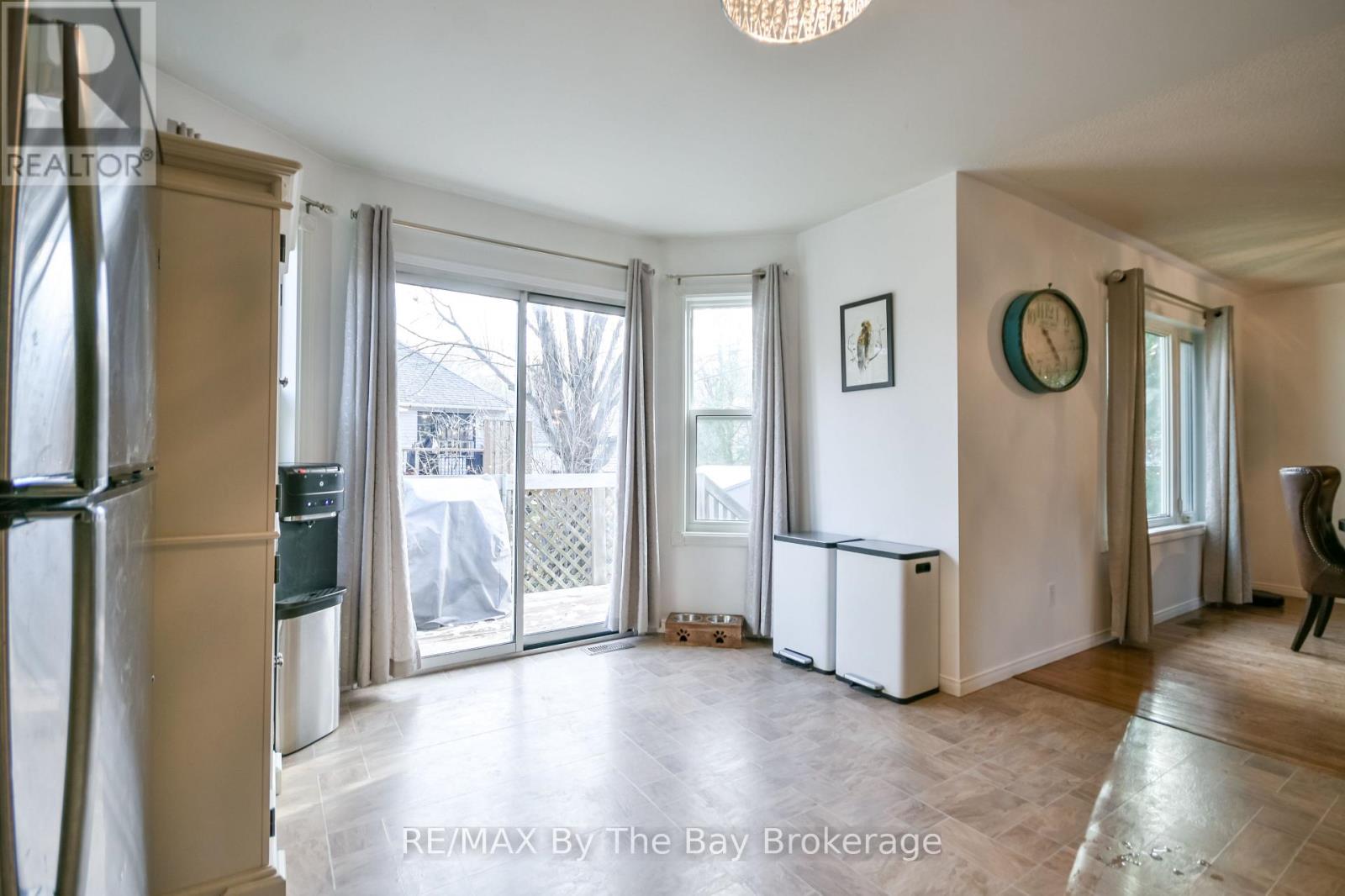 63 Fernbrook Drive, Wasaga Beach, Ontario  L9Z 1G4 - Photo 36 - S12574014