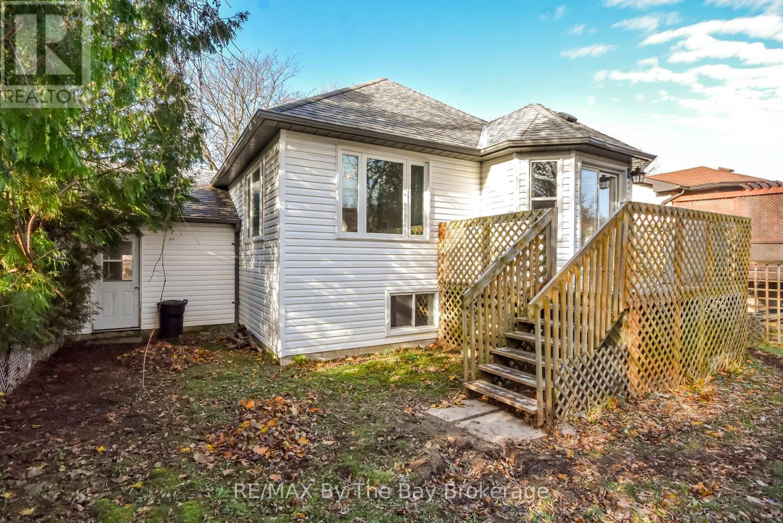 63 Fernbrook Drive, Wasaga Beach, Ontario  L9Z 1G4 - Photo 41 - S12574014