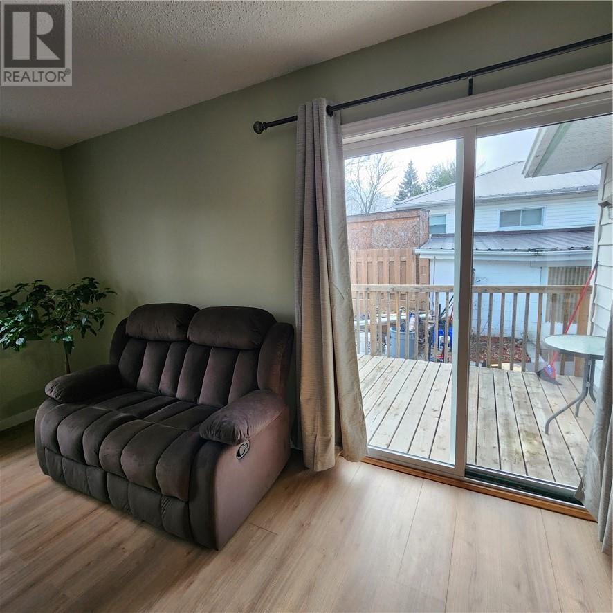 3262 Falconbridge Highway, Garson, Ontario P3L 1H3 - Photo 17 - 2125749