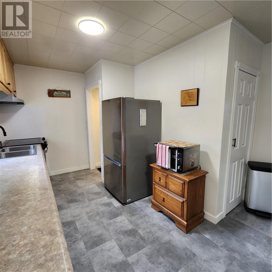 3262 Falconbridge Highway, Garson, Ontario P3L 1H3 - Photo 6 - 2125749