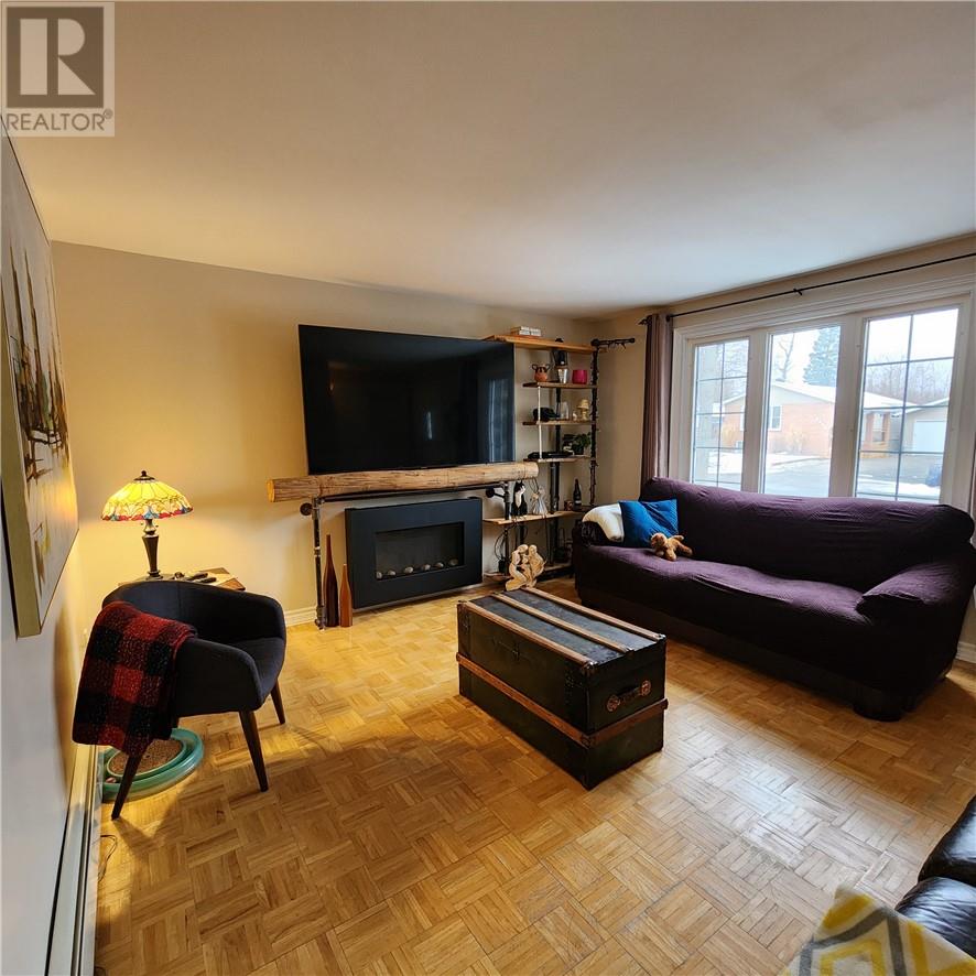 2261 Josephine Street, Sudbury, Ontario  P3A 2N6 - Photo 12 - 2125721