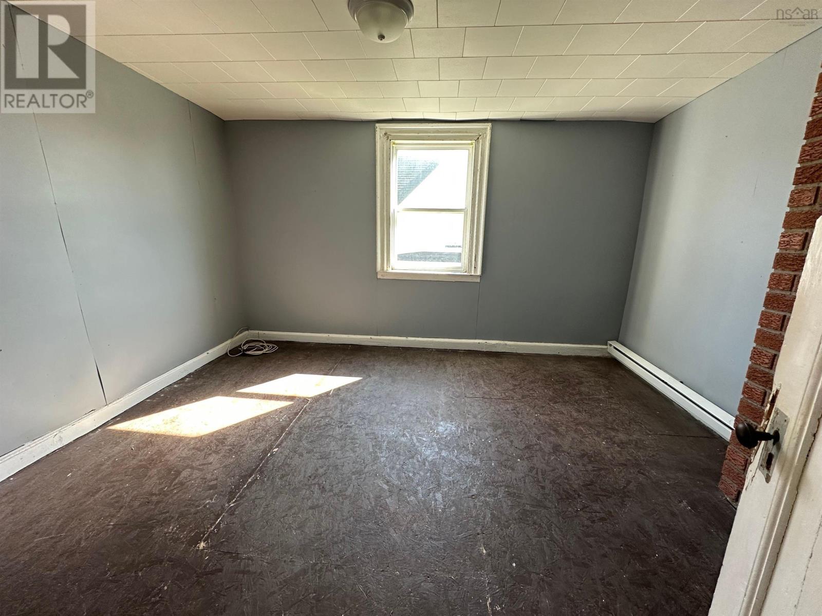 11 Kirk Street, Yarmouth, Nova Scotia B5A 1S6 - Photo 17 - 202524074