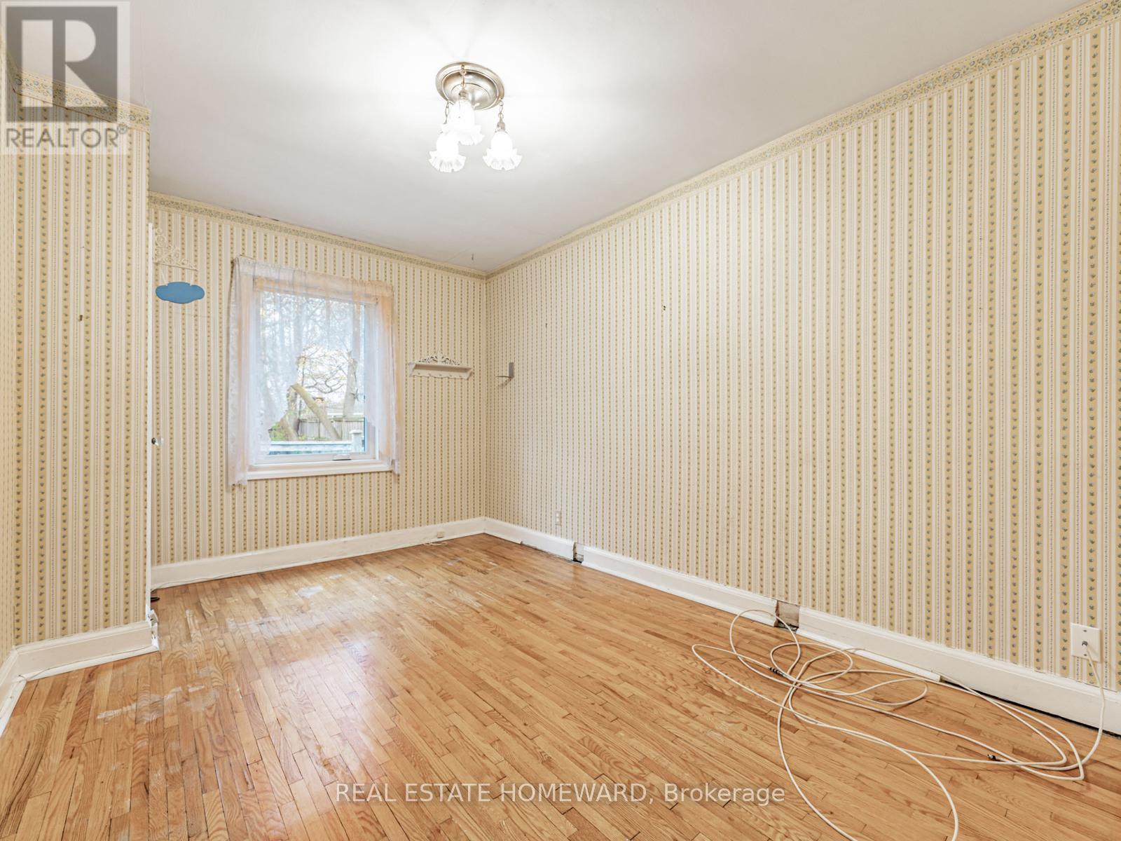 18 Herron Avenue, Toronto, Ontario  M1L 3V7 - Photo 19 - E12570742