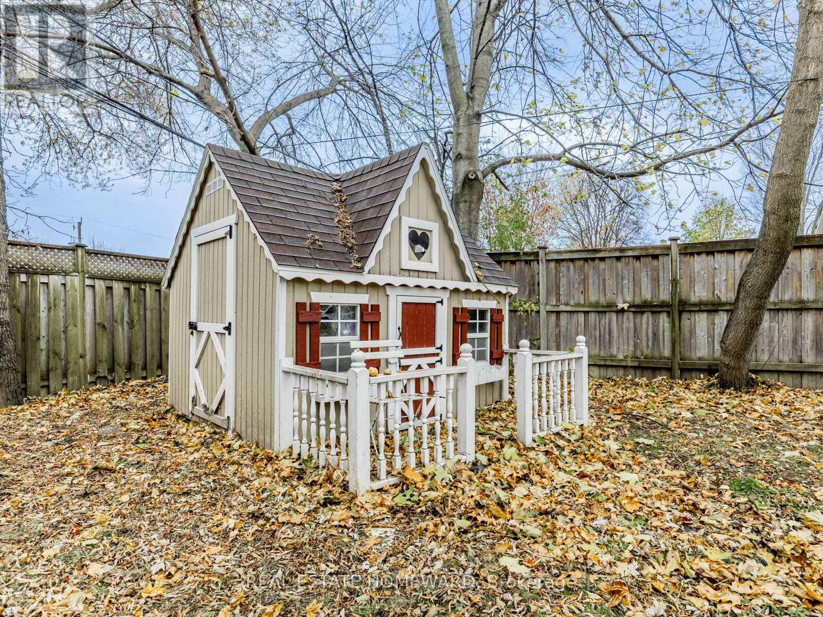 18 Herron Avenue, Toronto, Ontario  M1L 3V7 - Photo 36 - E12570742