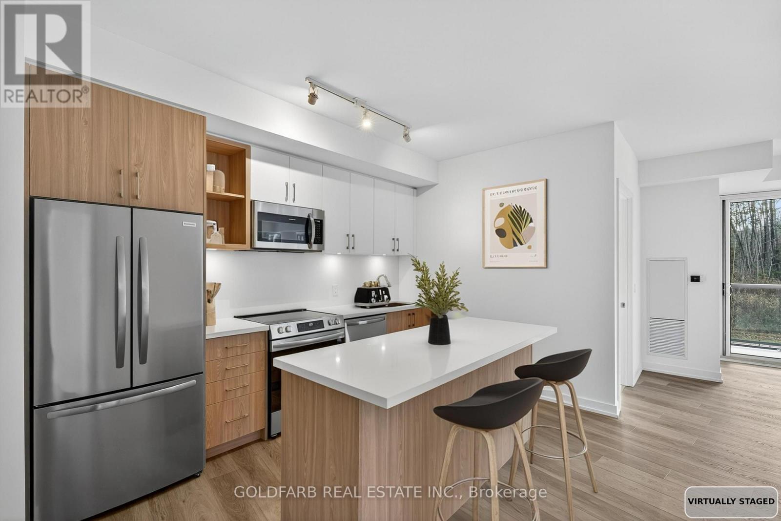 201 - 333 Sunseeker Avenue, Innisfil, Ontario L9S 0R6 - Photo 4 - N12548808