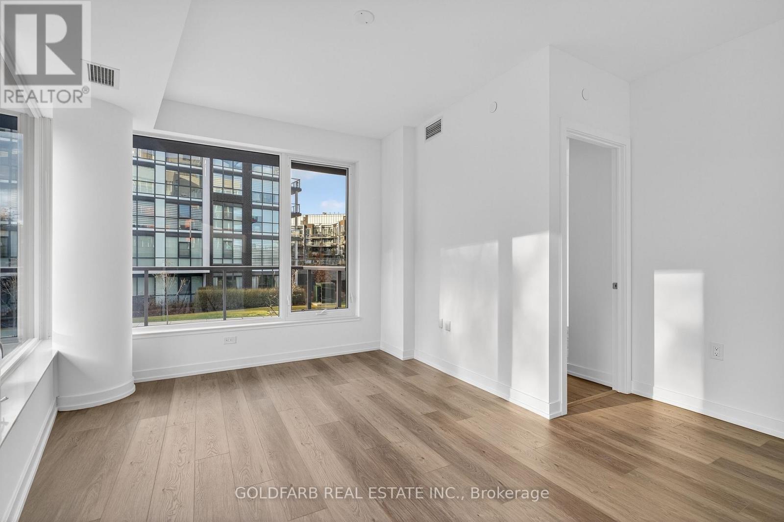 201 - 333 Sunseeker Avenue, Innisfil, Ontario L9S 0R6 - Photo 11 - N12548808