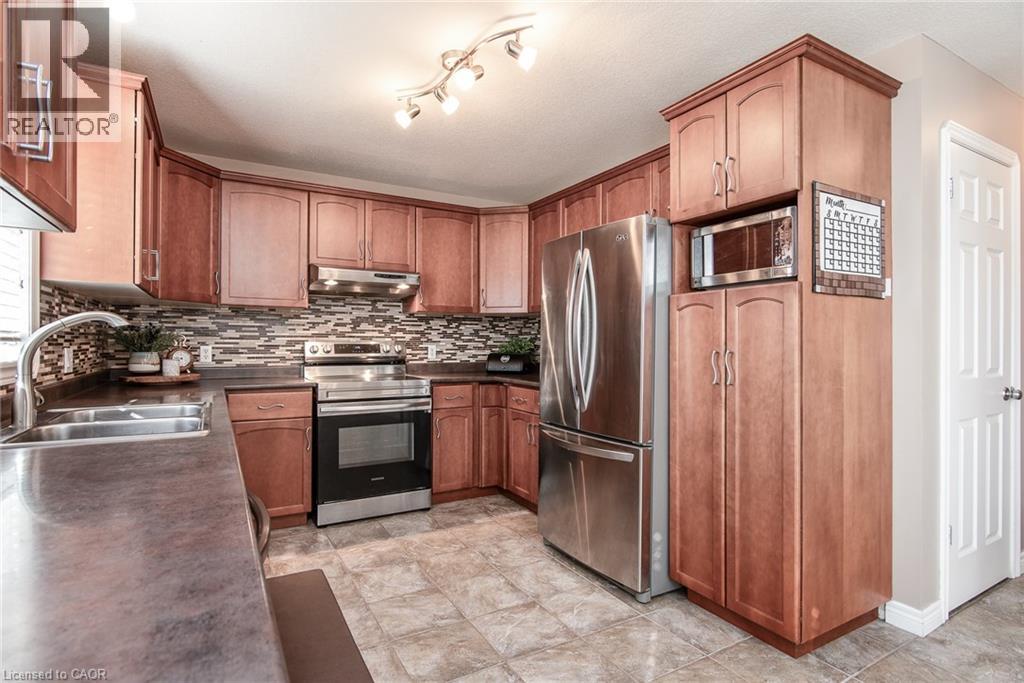 383 Parrott Place, Woodstock, Ontario  N4T 1V4 - Photo 16 - 40790009