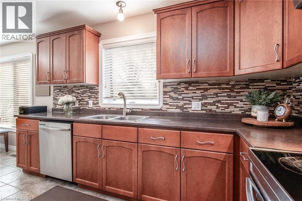 383 Parrott Place, Woodstock, Ontario  N4T 1V4 - Photo 17 - 40790009