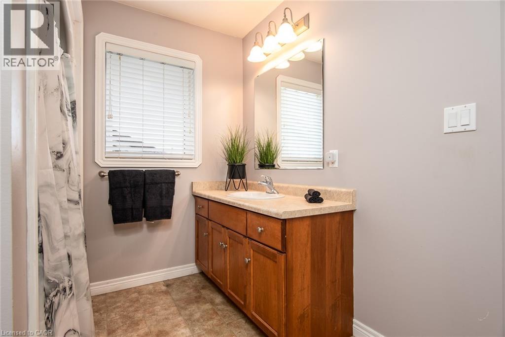 383 Parrott Place, Woodstock, Ontario  N4T 1V4 - Photo 29 - 40790009