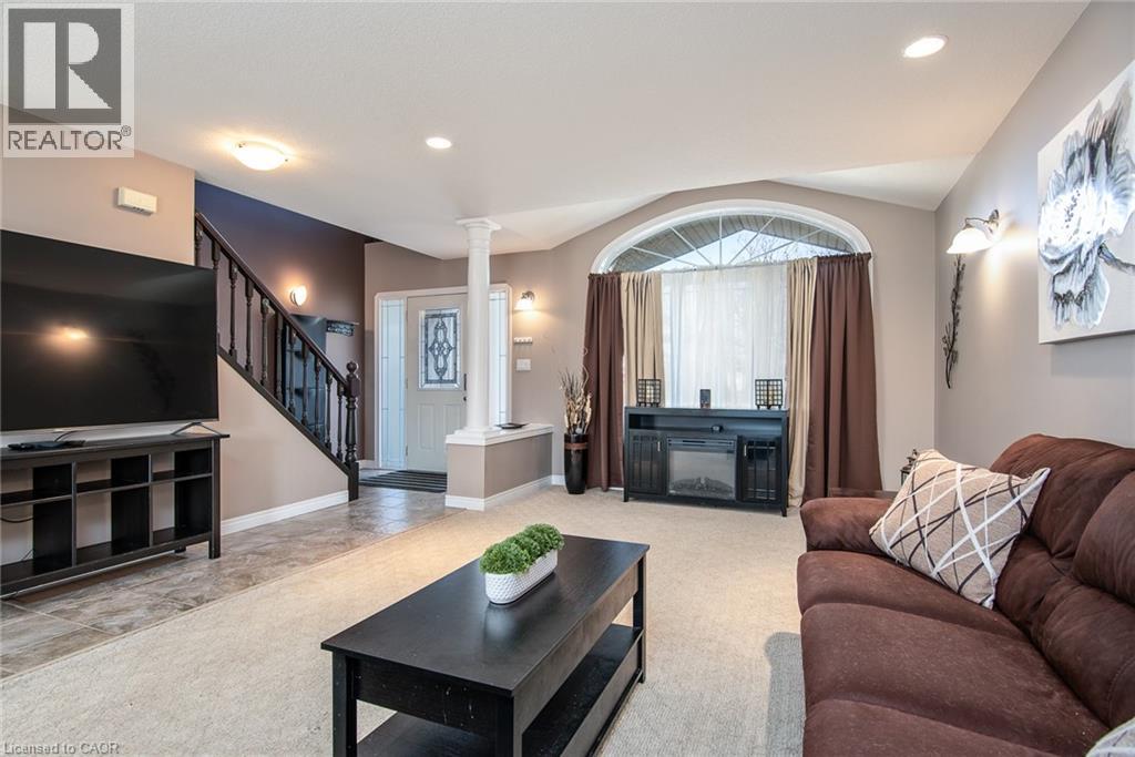 383 Parrott Place, Woodstock, Ontario  N4T 1V4 - Photo 6 - 40790009