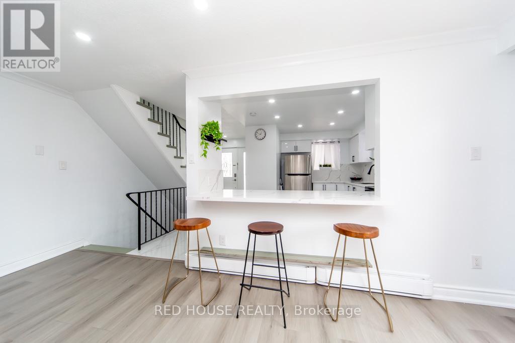 2 - 87 Irwin Road, Toronto, Ontario  M9W 5W1 - Photo 14 - W12531670