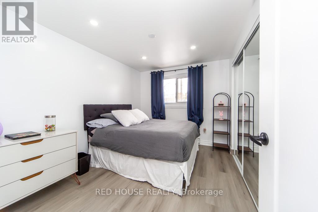 2 - 87 Irwin Road, Toronto, Ontario  M9W 5W1 - Photo 20 - W12531670