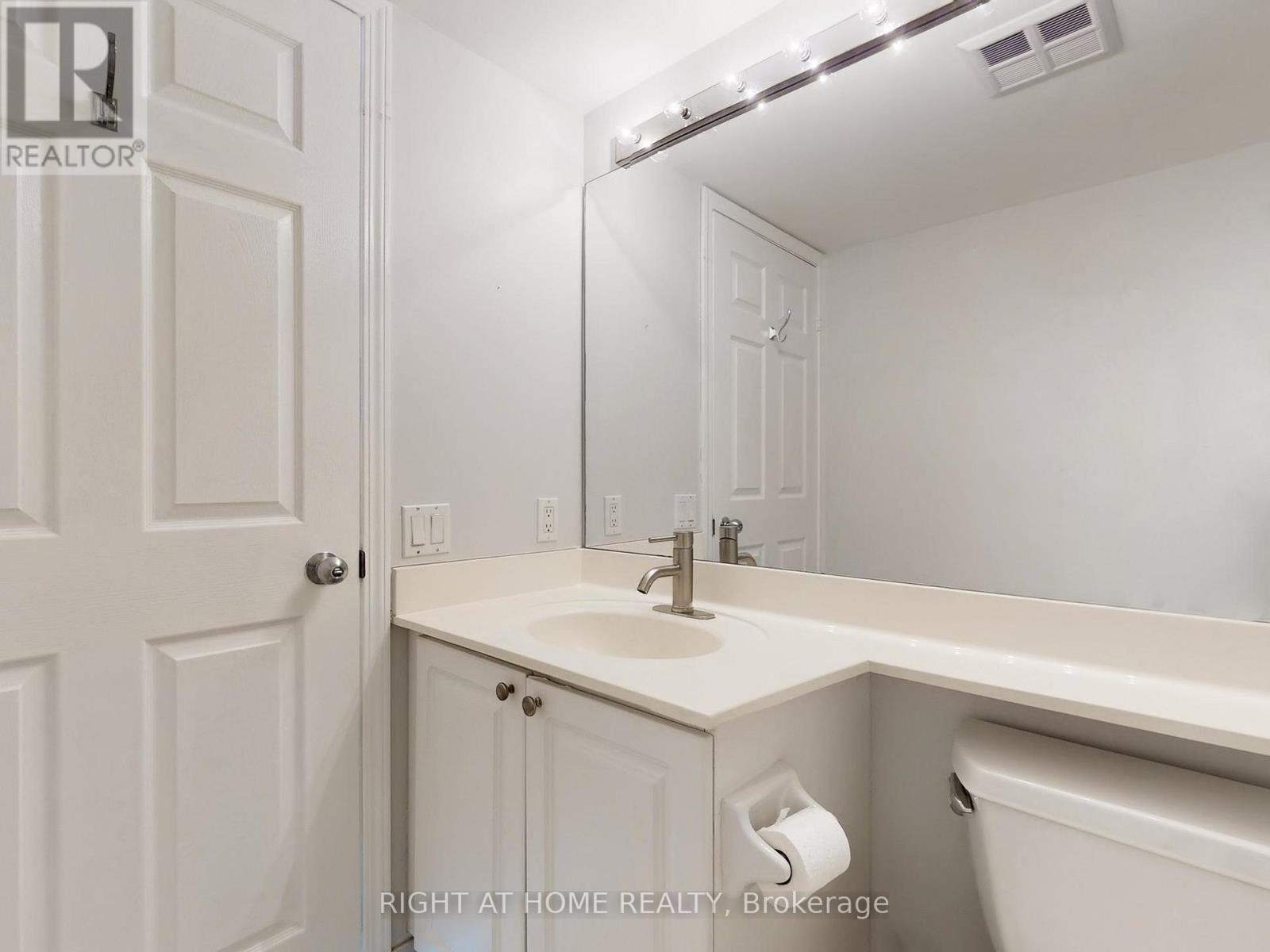 2203 - 30 Harrison Garden Boulevard, Toronto, Ontario  M2N 7A9 - Photo 16 - C12572934