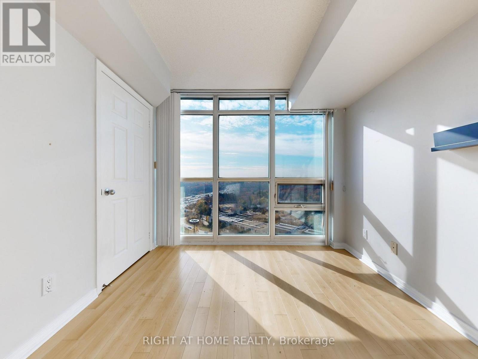 2203 - 30 Harrison Garden Boulevard, Toronto, Ontario  M2N 7A9 - Photo 13 - C12572934