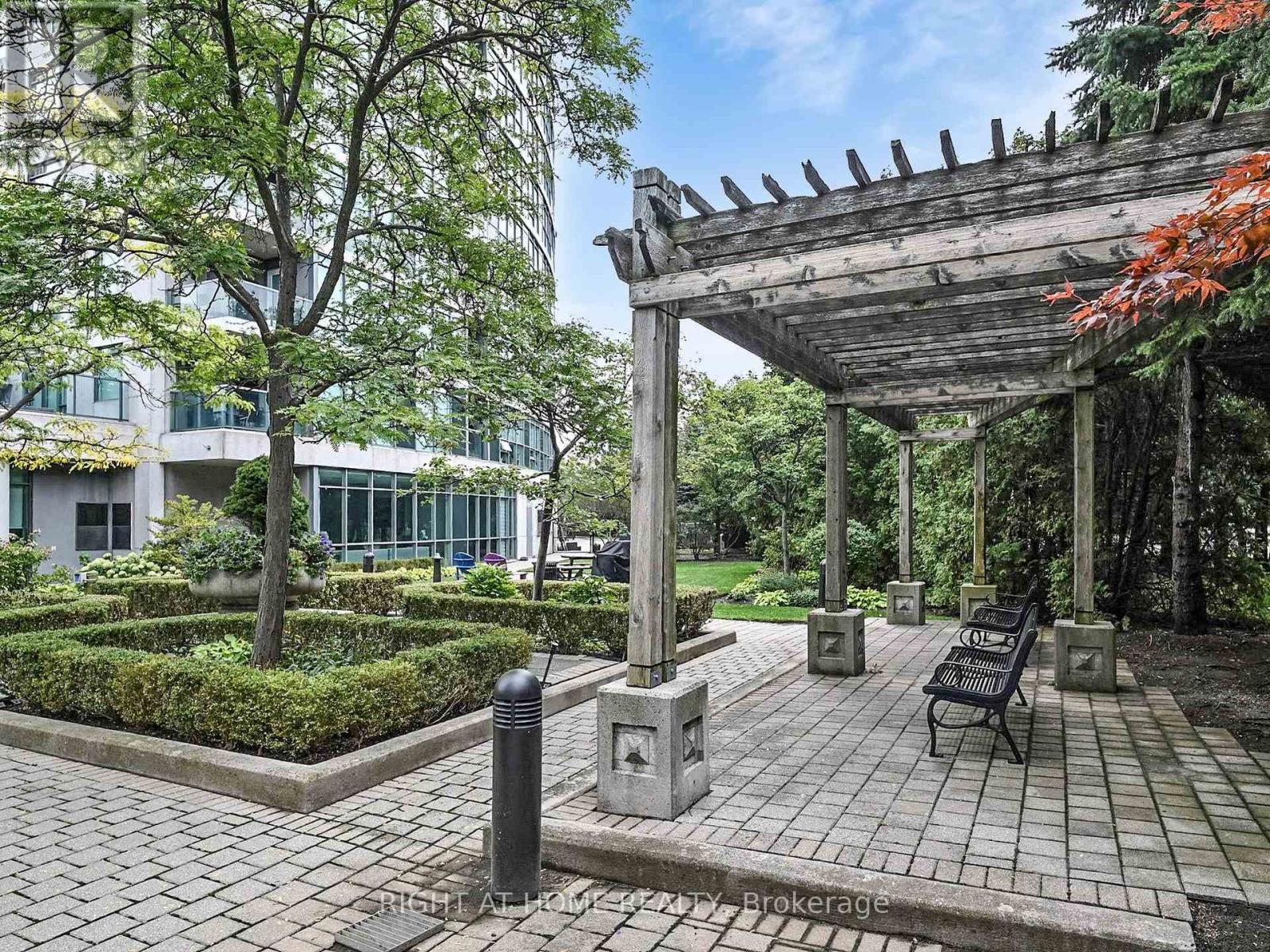 2203 - 30 Harrison Garden Boulevard, Toronto, Ontario  M2N 7A9 - Photo 44 - C12572934