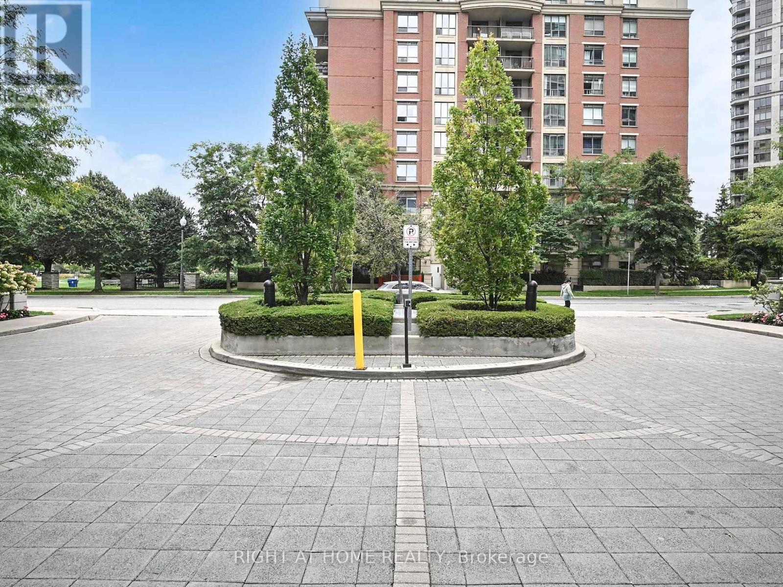 2203 - 30 Harrison Garden Boulevard, Toronto, Ontario  M2N 7A9 - Photo 34 - C12572934