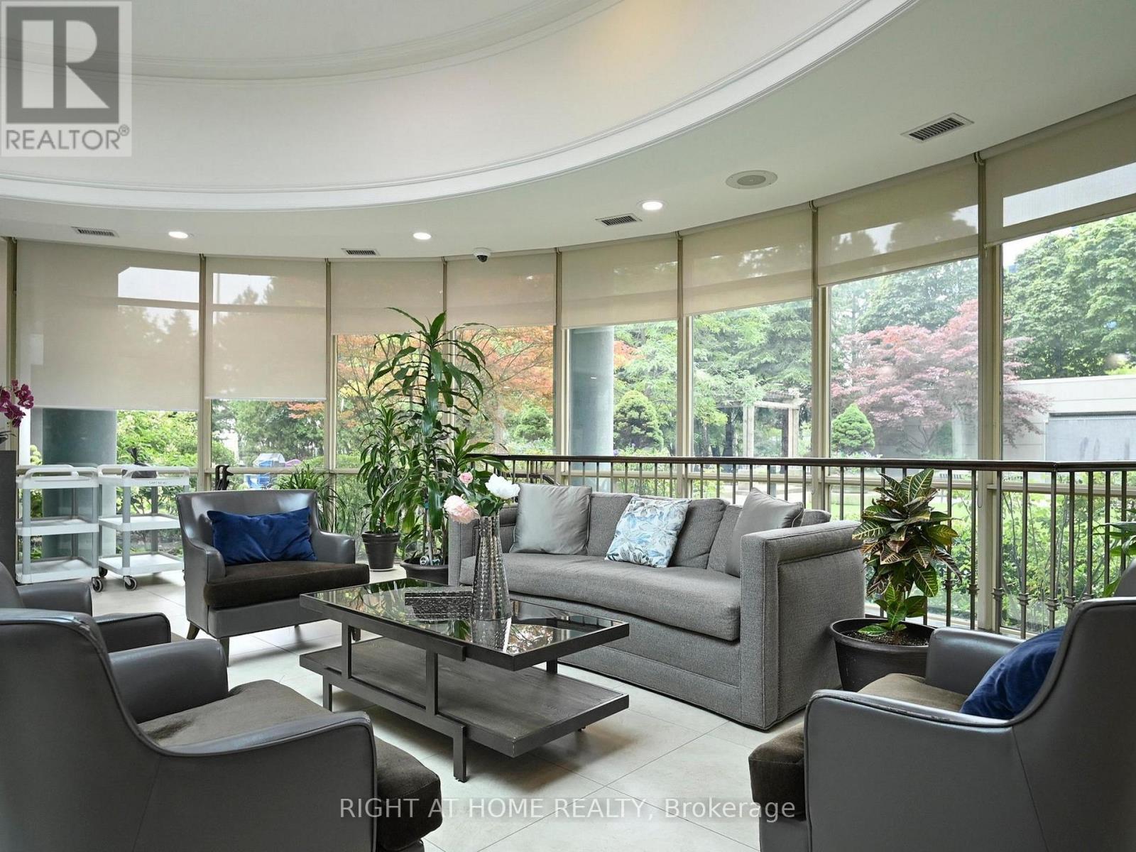 2203 - 30 Harrison Garden Boulevard, Toronto, Ontario  M2N 7A9 - Photo 32 - C12572934