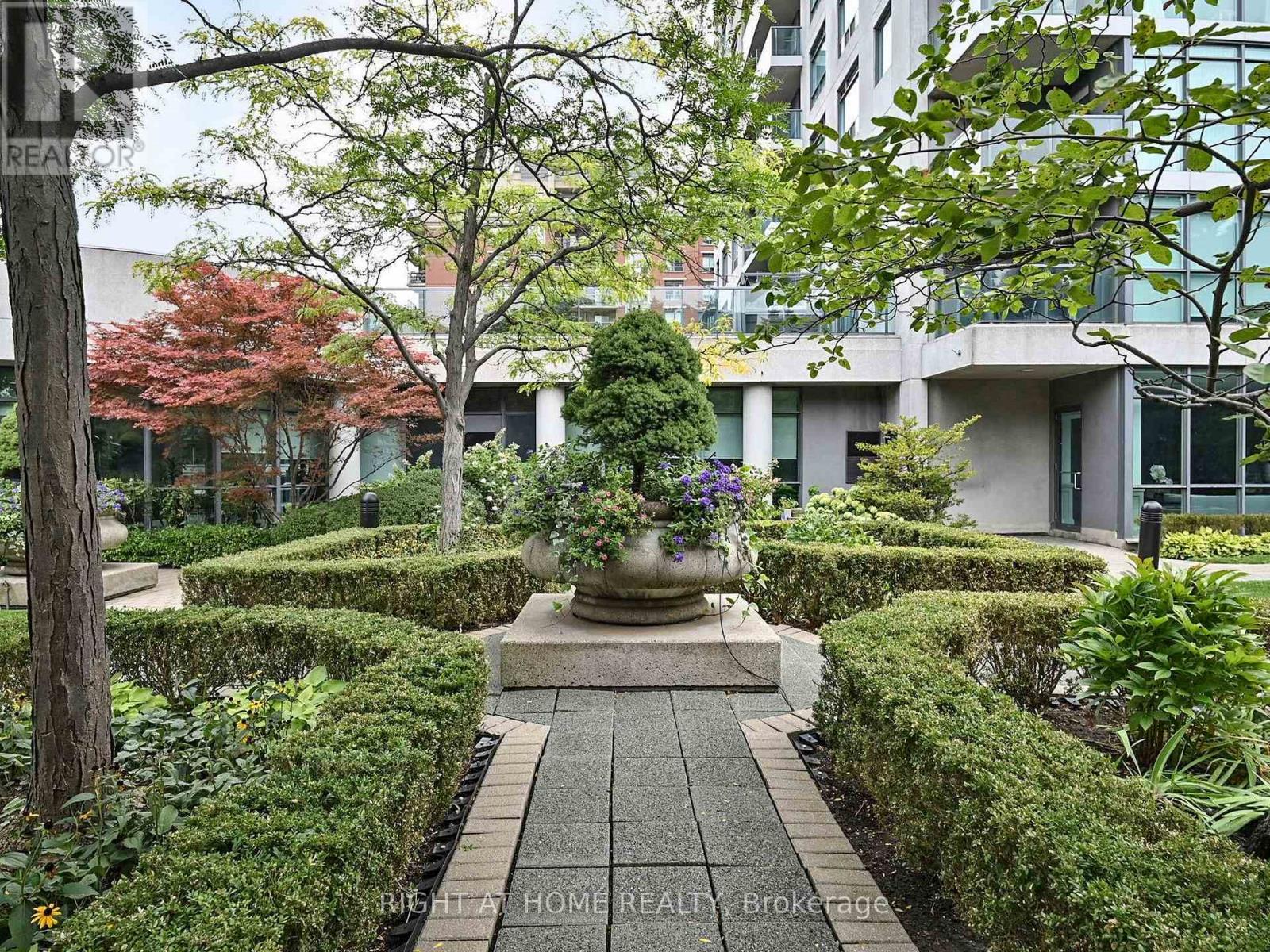 2203 - 30 Harrison Garden Boulevard, Toronto, Ontario  M2N 7A9 - Photo 45 - C12572934