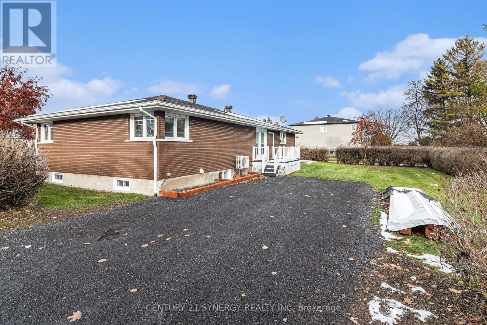 A - 24 Champagne Street W, North Stormont, Ontario  K0A 1R0 - Photo 26 - X12574028
