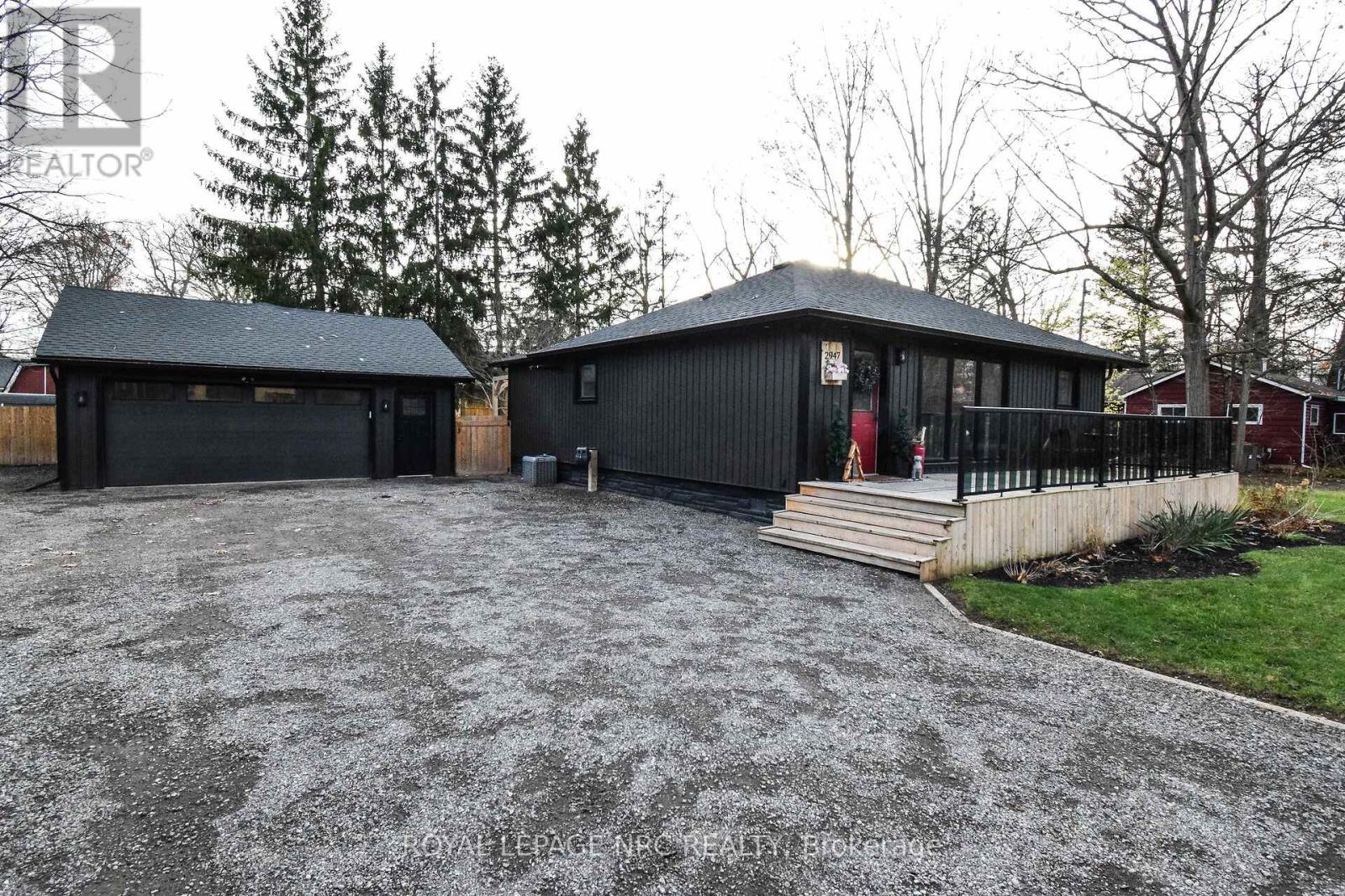 2947 Maple Avenue, Fort Erie, Ontario  L0S 1N0 - Photo 3 - X12574022