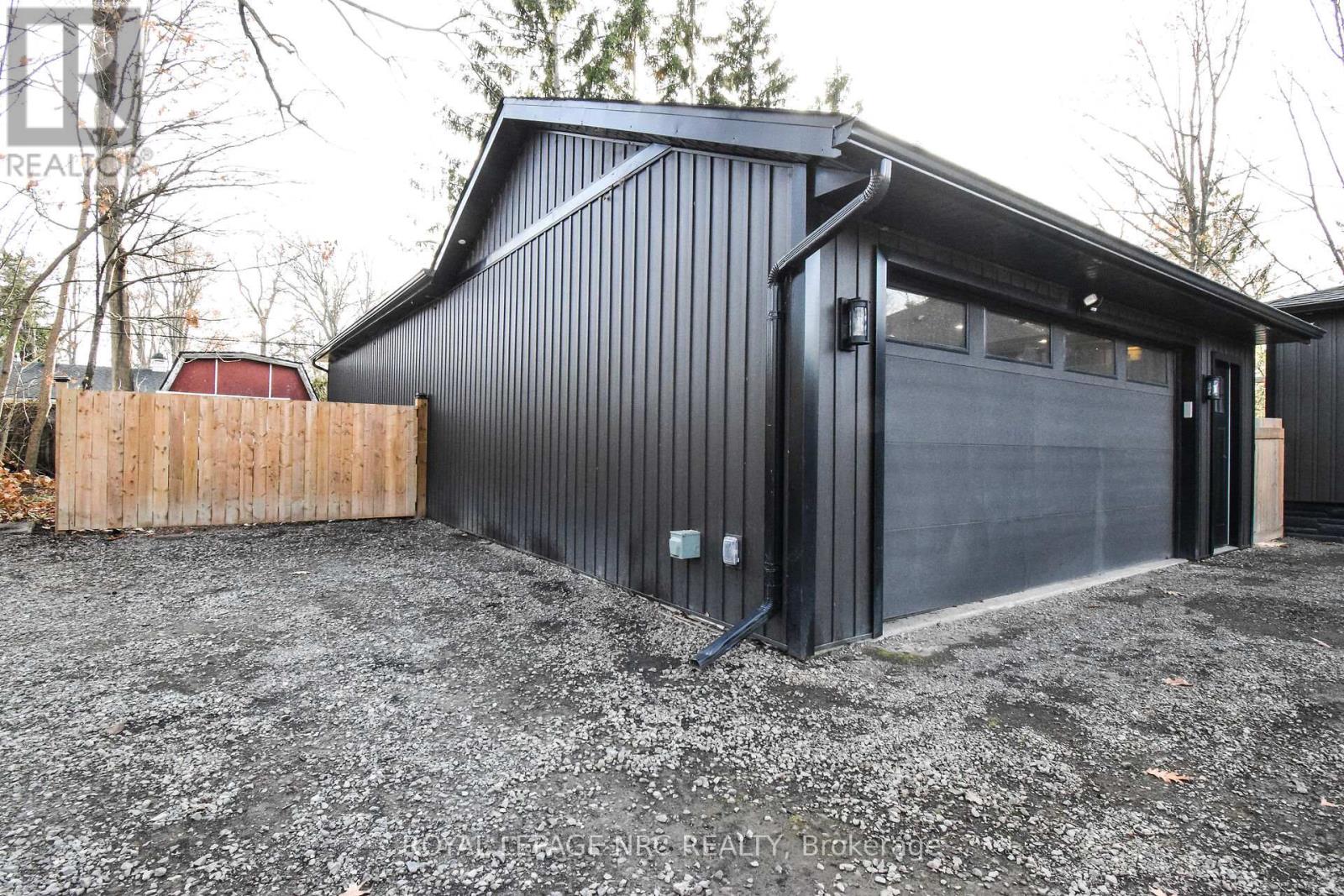 2947 Maple Avenue, Fort Erie, Ontario  L0S 1N0 - Photo 34 - X12574022