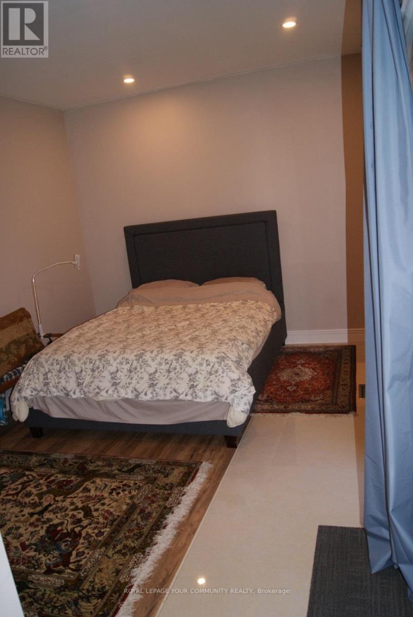 56 Willesden Road, Toronto (Hillcrest Village), Ontario  M2H 1V7 - Photo 11 - C12446093