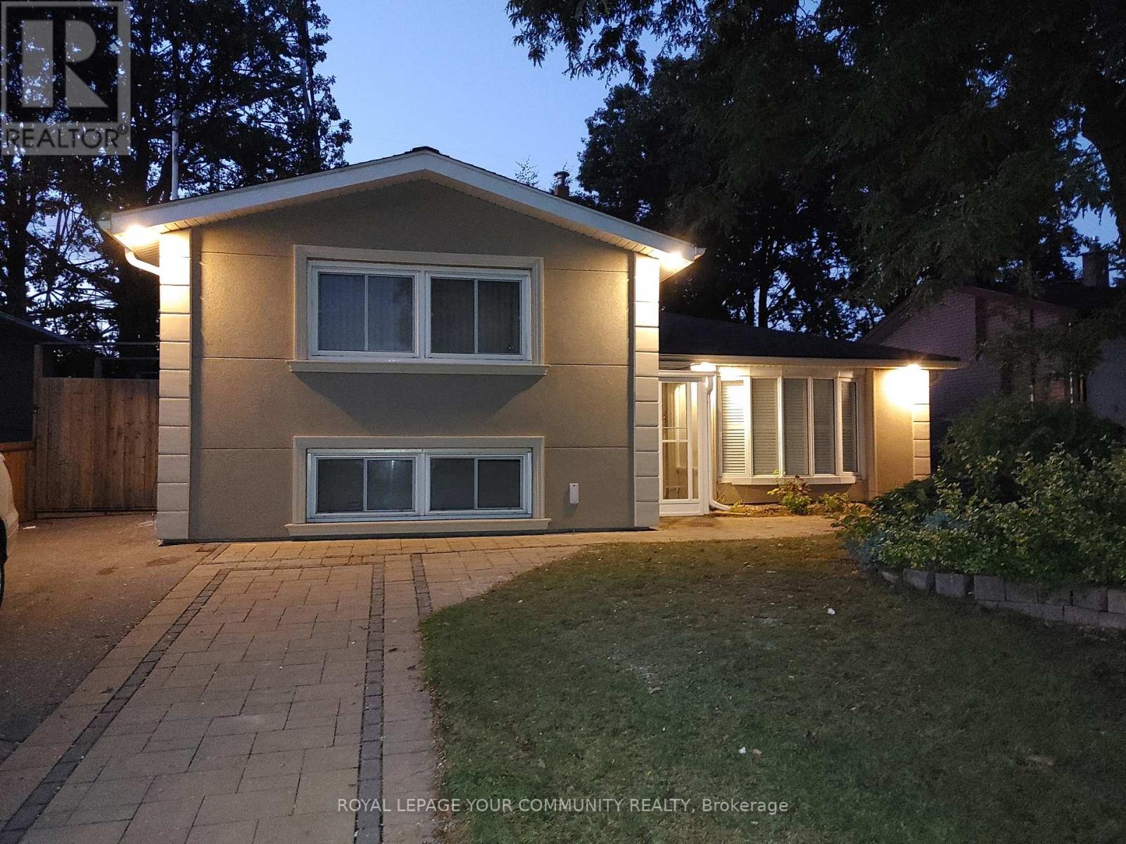 56 Willesden Road, Toronto (Hillcrest Village), Ontario  M2H 1V7 - Photo 2 - C12446093