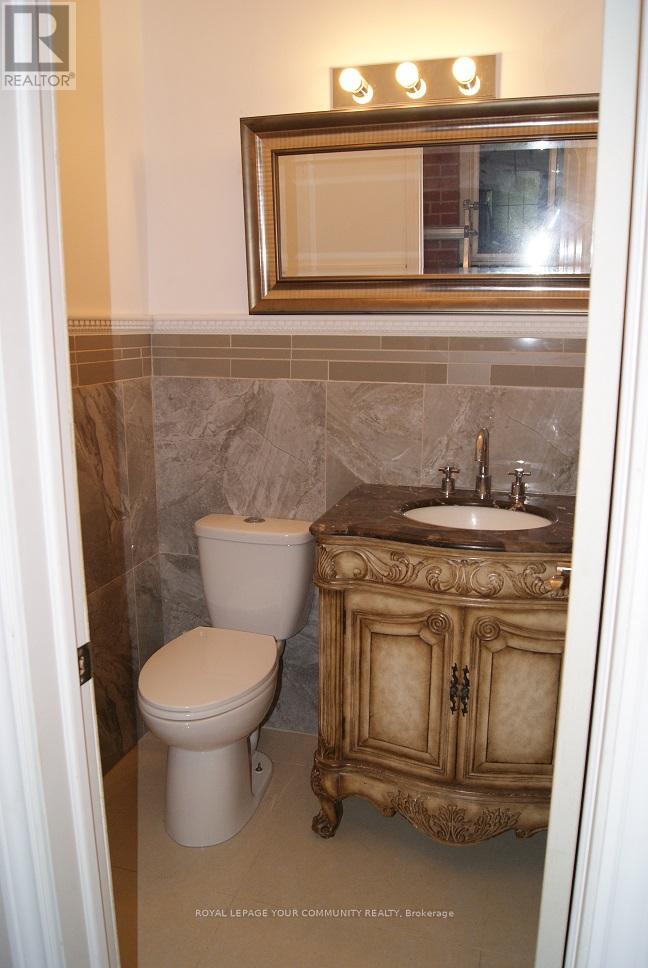 56 Willesden Road, Toronto (Hillcrest Village), Ontario  M2H 1V7 - Photo 9 - C12446093