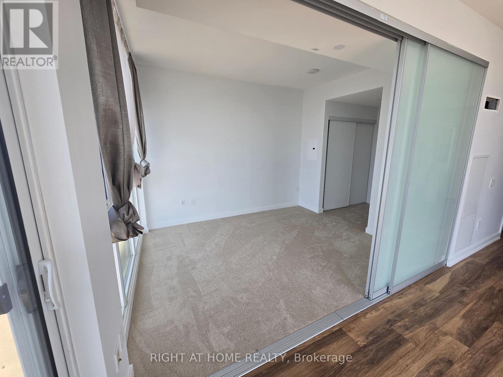 4708 - 75 Queens Wharf Road, Toronto, Ontario  M5V 0J8 - Photo 25 - C12573982