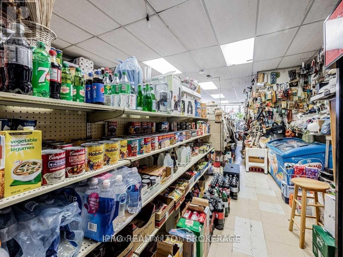 603 Logan Avenue, Toronto, Ontario  M4K 3C2 - Photo 3 - E12574000