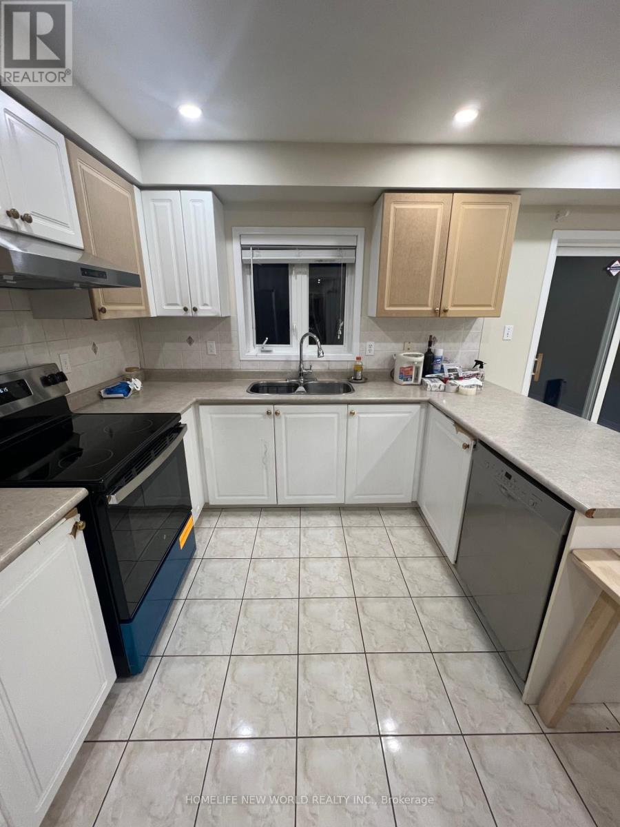 131 Ferncliffe Crescent, Markham, Ontario  L3S 4N7 - Photo 12 - N12573984