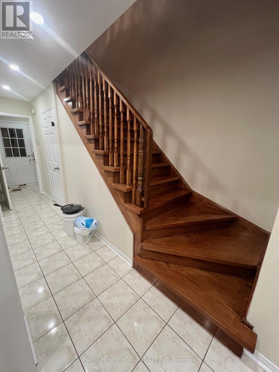 131 Ferncliffe Crescent, Markham, Ontario  L3S 4N7 - Photo 18 - N12573984