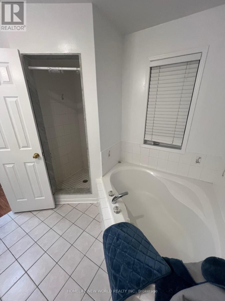 131 Ferncliffe Crescent, Markham, Ontario  L3S 4N7 - Photo 28 - N12573984