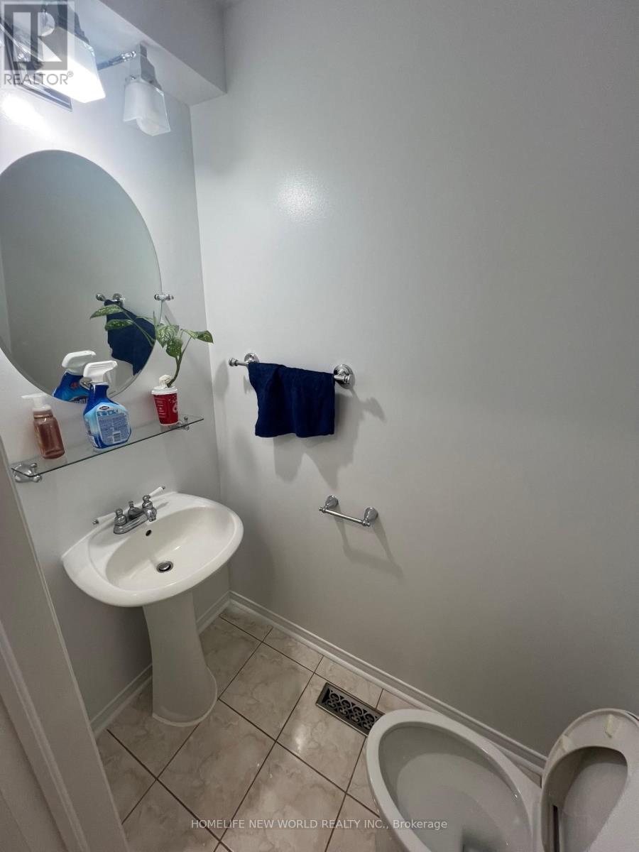 131 Ferncliffe Crescent, Markham, Ontario  L3S 4N7 - Photo 8 - N12573984