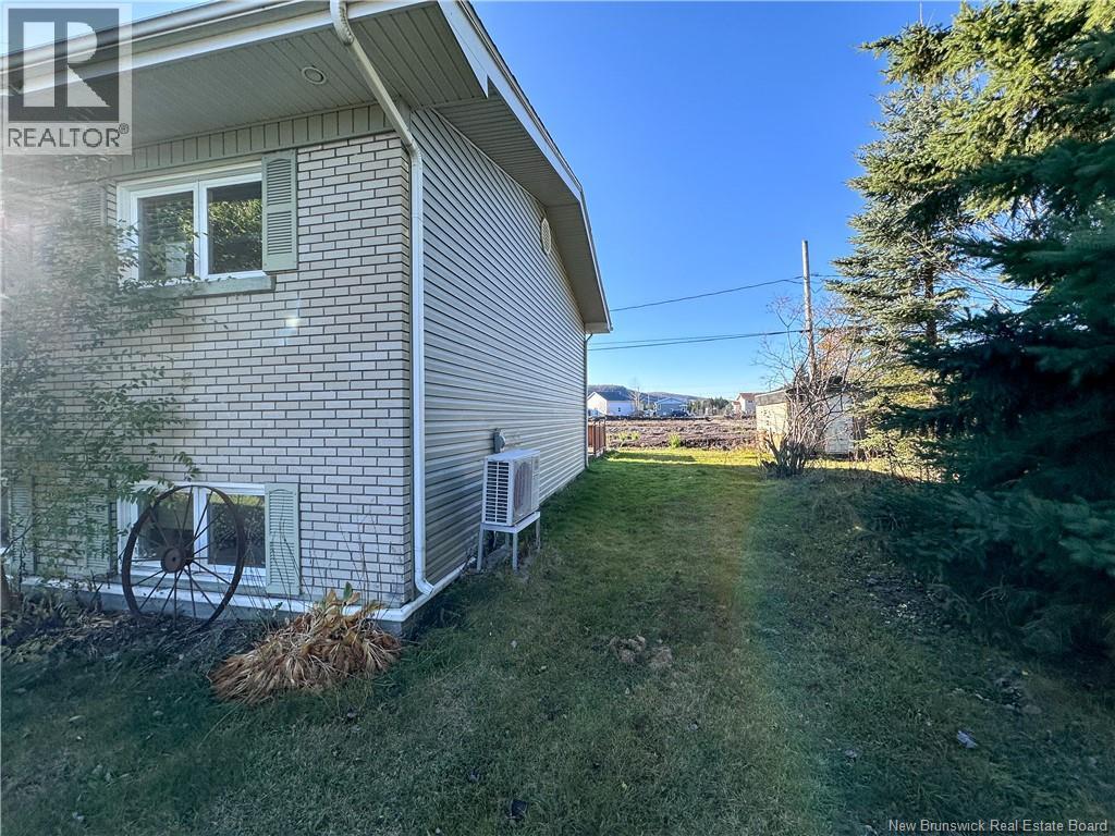 44 Lionel H Lajoie Avenue, Edmundston, New Brunswick  E3V 3G6 - Photo 28 - NB129301