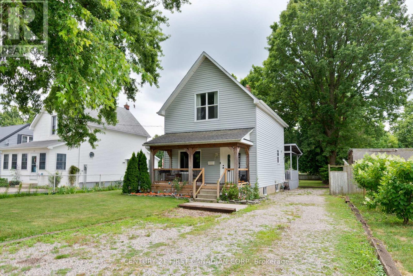 41 SOUTH EDGEWARE ROAD, St. Thomas, Ontario