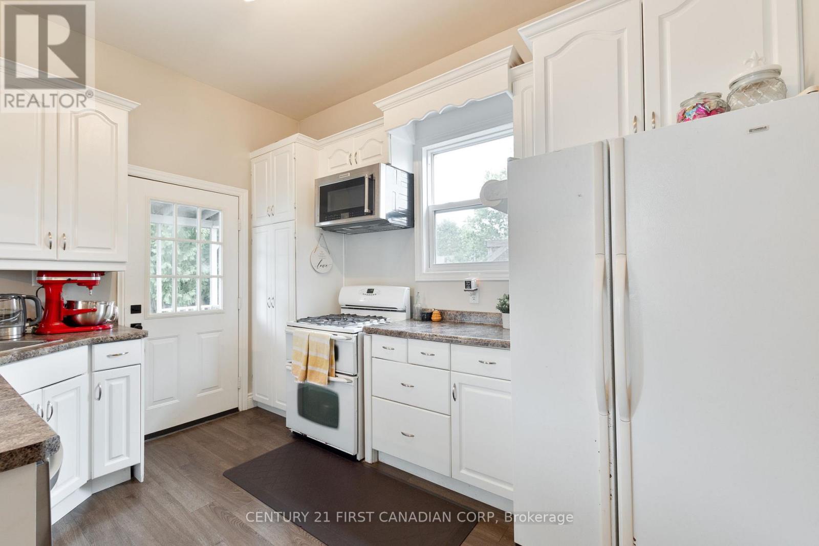 41 South Edgeware Road, St. Thomas, Ontario  N5P 2H5 - Photo 14 - X12574064