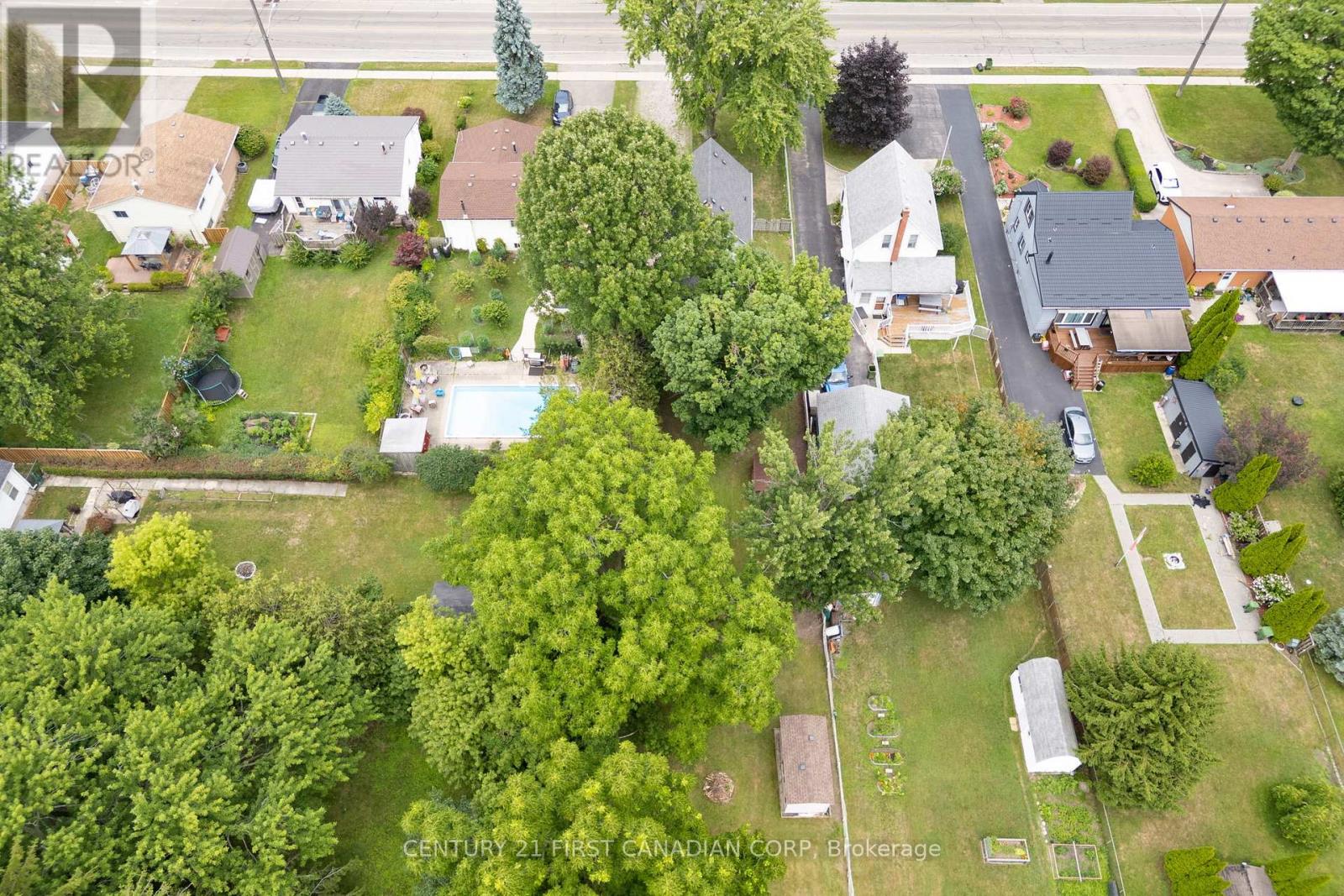 41 South Edgeware Road, St. Thomas, Ontario  N5P 2H5 - Photo 35 - X12574064