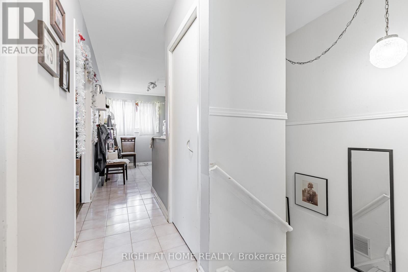 333 Bain Avenue, Toronto, Ontario  M4J 1B9 - Photo 20 - E12574050