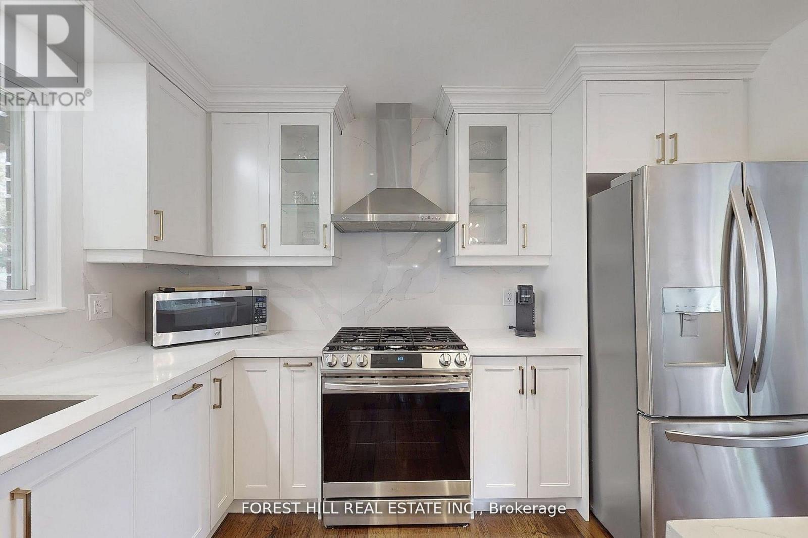 21 Lallien Drive, Bradford West Gwillimbury, Ontario  L0G 1B0 - Photo 12 - N12574036