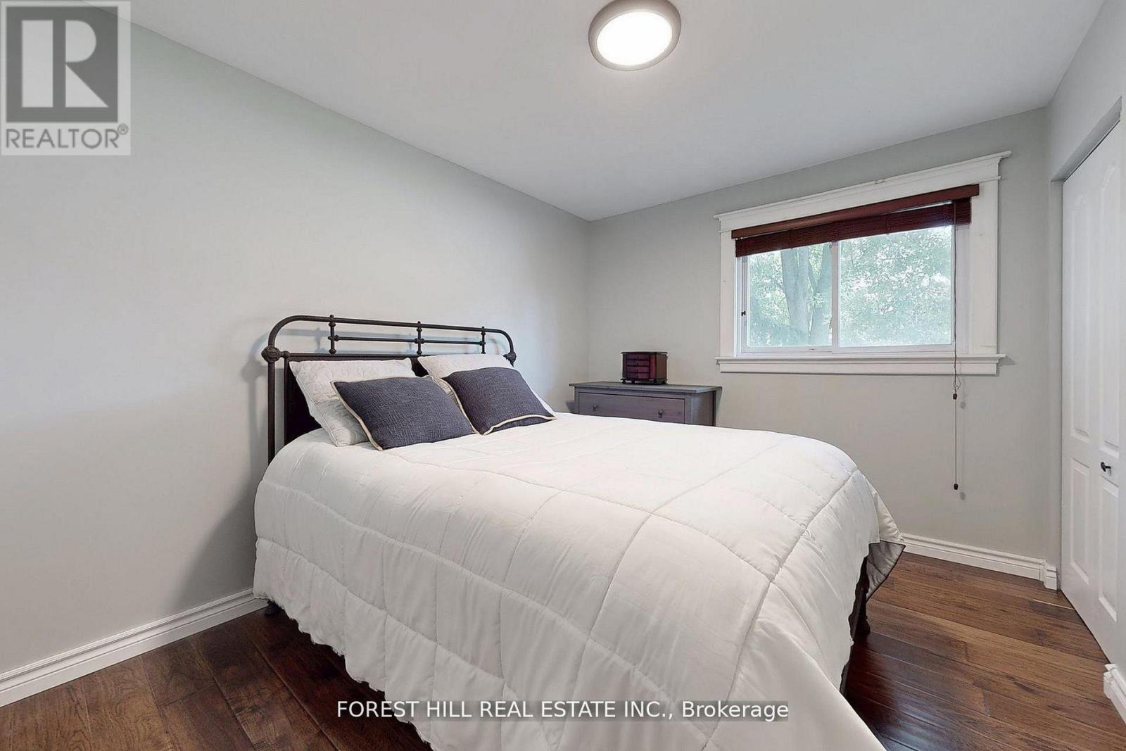 21 Lallien Drive, Bradford West Gwillimbury, Ontario  L0G 1B0 - Photo 15 - N12574036