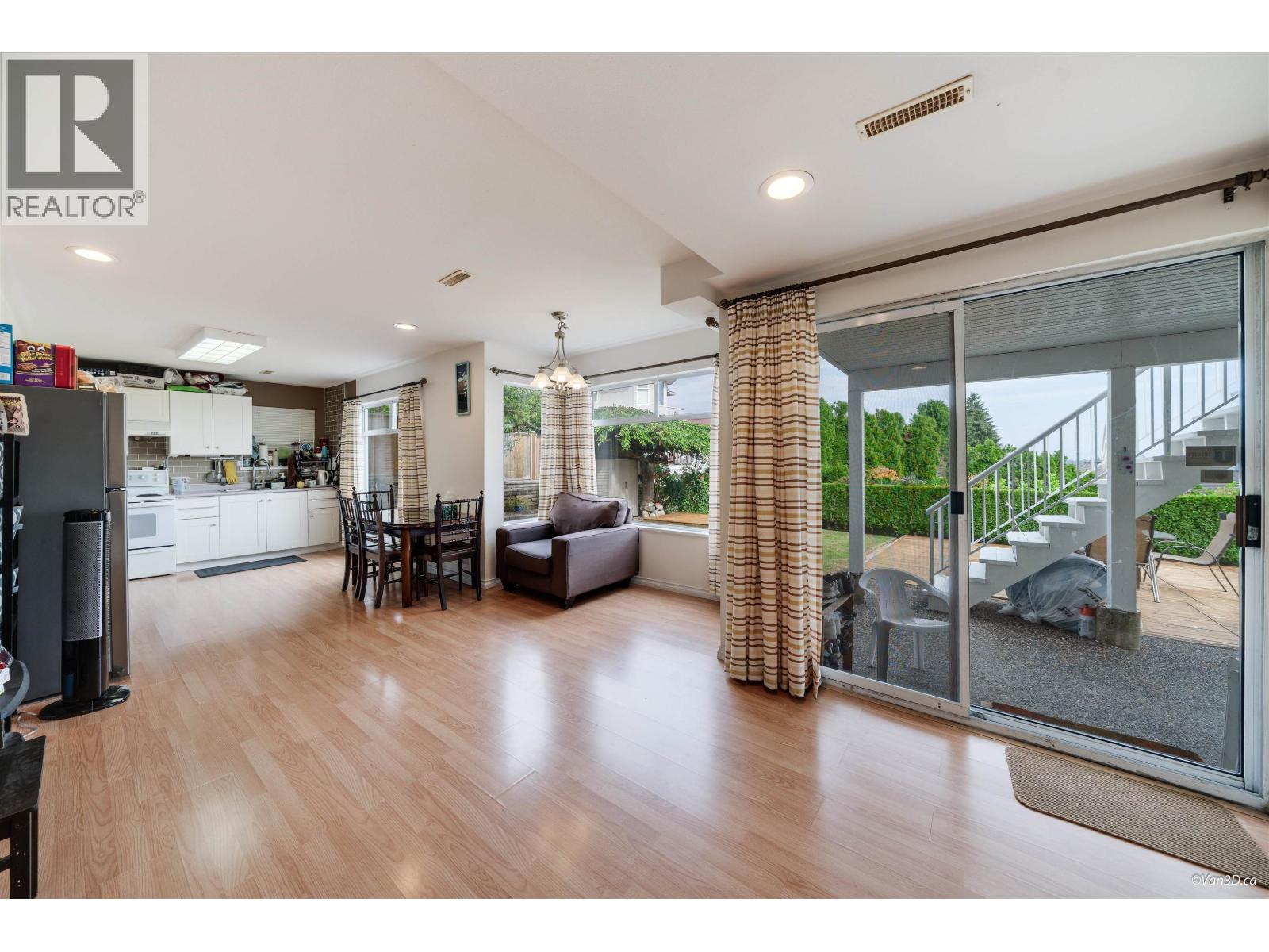 1279 Erskine Street, Coquitlam, British Columbia V3B 6Y1 - Photo 35 - R3069638