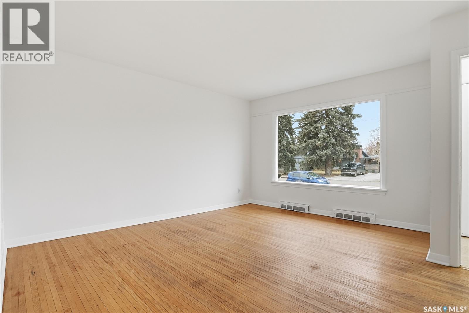 1222 10th Street E, Saskatoon, Saskatchewan  S7H 0H9 - Photo 3 - SK024550