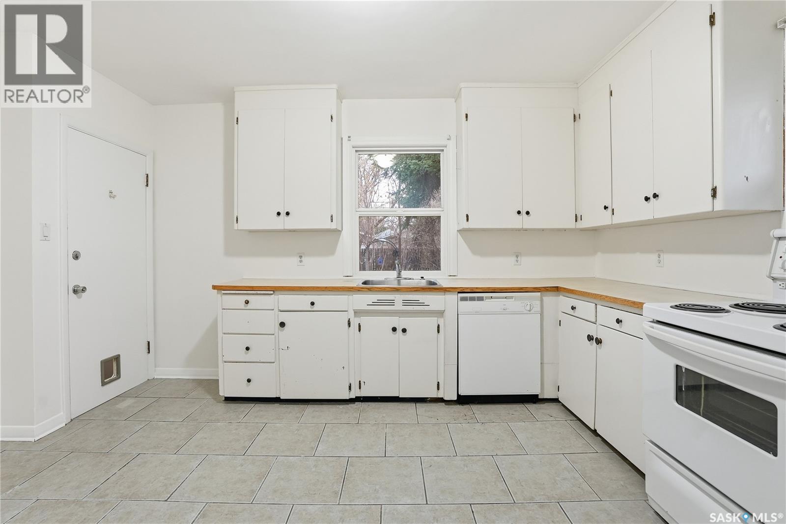 1222 10th Street E, Saskatoon, Saskatchewan  S7H 0H9 - Photo 7 - SK024550