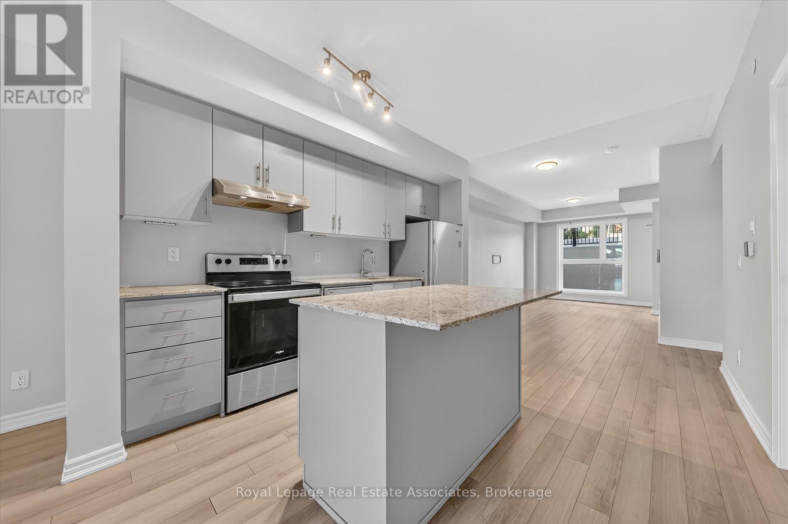 124 - 349 Wheat Boom Drive, Oakville, Ontario  L6H 7X5 - Photo 11 - W12574042