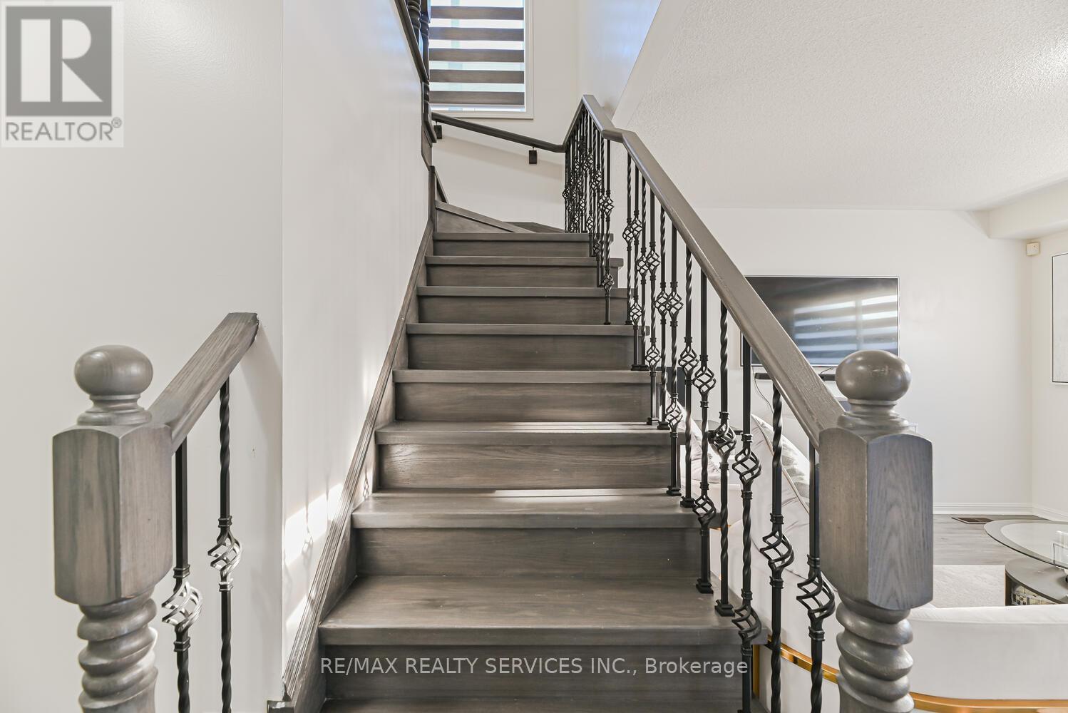 36 Tawnie Crescent, Brampton, Ontario  L6X 0L7 - Photo 20 - W12574052